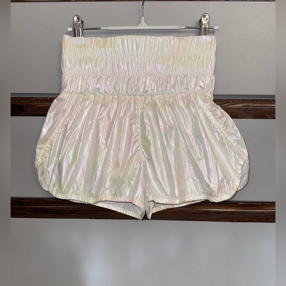 RARE Free People Movement Way Home Shine White Shorts Size Small 🪷 Like New - Picture 7 of 10